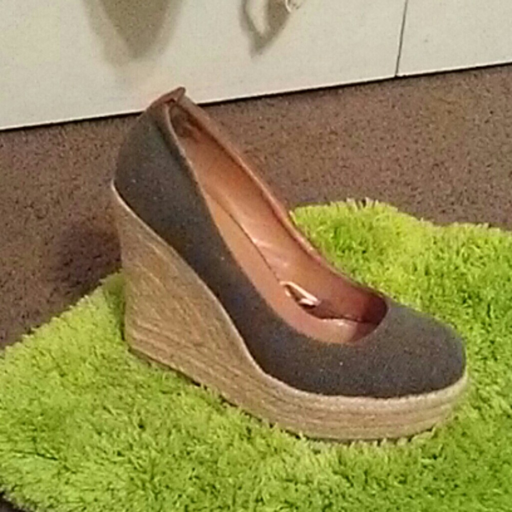 Espadrilles 🎉2/$6 or 3/$8🎉